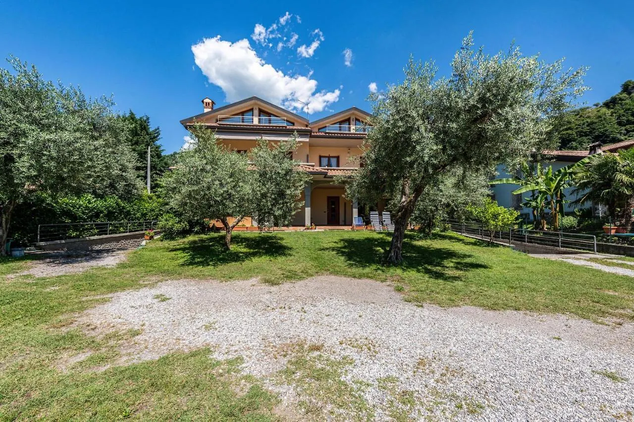 דירה מארונה Casa Caterina Mansarda Vista Lago
